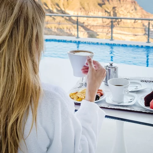 8 πρωινές συνήθειες που καταστρέφουν το σώμα σου