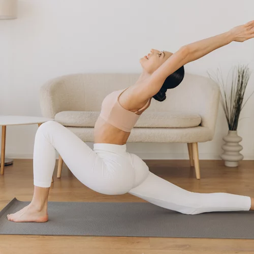 Διεθνής Ημέρα Γιόγκα: 13 οφέλη της αρχαίας πρακτικής από την Ινδία