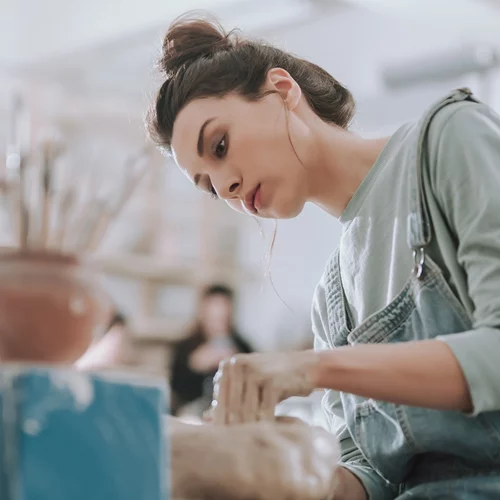 Ζεις στον... αυτόματο; Αυτές οι τεχνικές σε βοηθούν να ξαναβρείς τον εαυτό σου