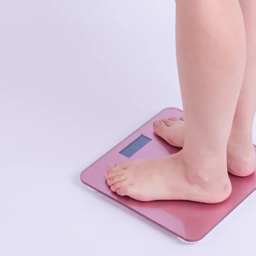 Γιατί υπάρχει αυξομείωση του βάρους μου από μέρα σε μέρα;