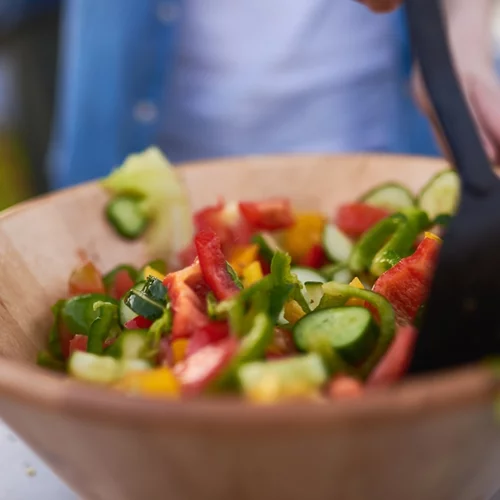 Τα λάθη που κάνουμε όταν προσπαθούμε να φάμε "ελαφριά" - και τι να κάνεις αντί γι’ αυτά