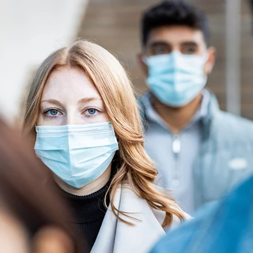 Εκστρατεία ενημέρωσης: Οι ευπαθείς ομάδες υψηλού κίνδυνου μπορούν να προστατευτούν έναντι της COVID-19