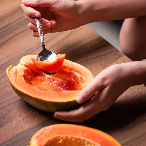 Έχεις ακούσει για τα εντυπωσιακά οφέλη της παπάγιας στην υγεία; Δες γιατί αξίζει να την εντάξεις στη διατροφή σου!