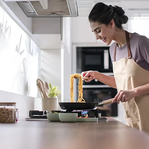 Μένεις μόνη; 5 συνταγές, έτοιμες σε 5 λεπτά με έως 5 υλικά