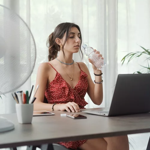 Μέτρα προστασίας από τον καύσωνα – Ποιοι κινδυνεύουν περισσότερο;