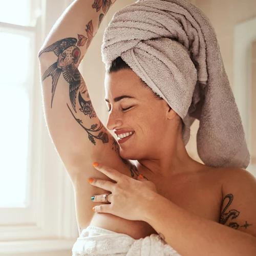 Λεμόνι στις μασχάλες: Πόσο ασφαλές είναι το νέο trend του TikTok;