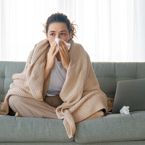 Μύθοι και αλήθειες για τις ιώσεις και το "κρύωμα"