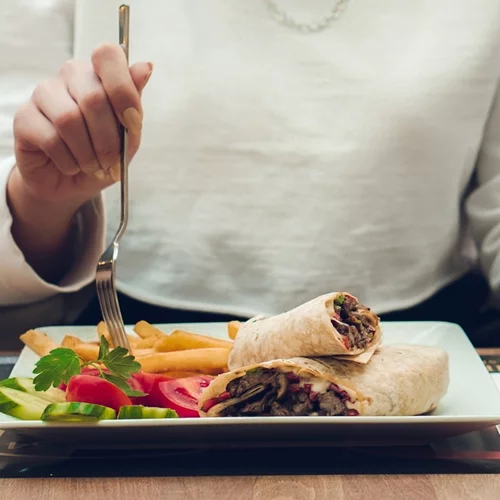 Συνδυασμοί τροφών: Γιατί η πρωτεΐνη και η ζάχαρη δεν πάνε μαζί;