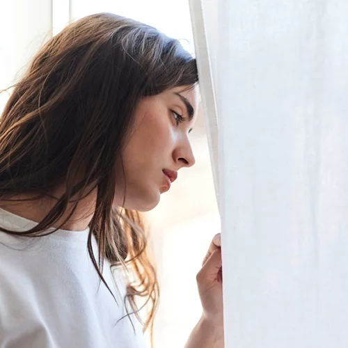 Άφησε πίσω τη μελαγχολία του χειμώνα με έναν απλό τρόπο - δες τι προτείνει μια έρευνα