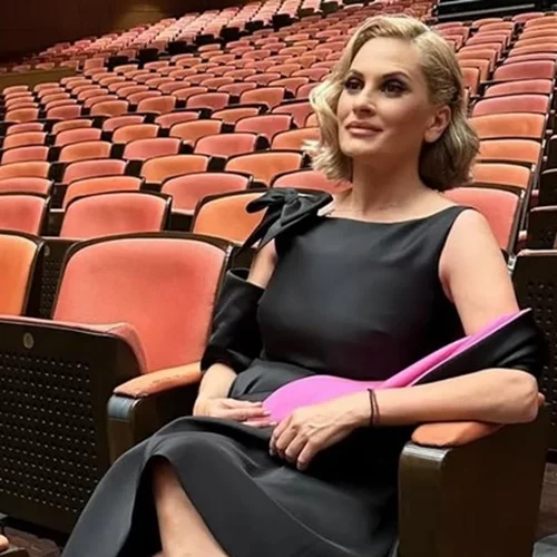 Η Θεοφανία Παπαθωμά προκαλεί με τις δηλώσεις της: "Το παιδί βιασμού είναι από κάρμα"