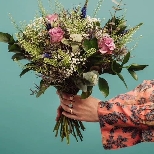 Τριαντάφυλλο: 5 οικονομικά αρώματα εάν σου αρέσουν οι νότες του