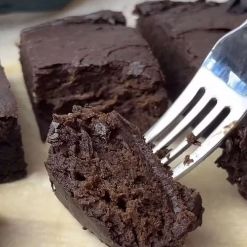 Υγιεινή συνταγή για brownies - Με 5 μόνο υλικά!