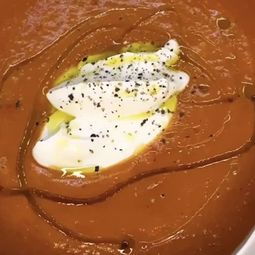 Βελουτέ σούπα με καρότο και πιπεριά - φουλ στα αντιοξειδωτικά