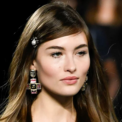 Αυτές είναι οι μοναδικές συμβουλές περιποίησης για λαμπερή επιδερμίδα