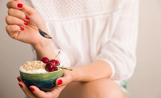 Οστεοαρθρίτιδα | Το εποχικό φρούτο που τη μειώνει