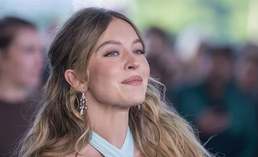 Η πιο hot τάση του φθινοπώρου για τα μαλλιά σου έρχεται από τα ’70s