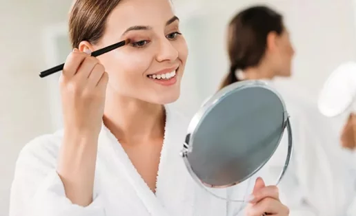 Τα 2 λάθη στο μακιγιάζ που υποκύπτει το 50% των γυναικών