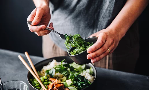 Οι τροφές που πρέπει να αποφεύγεις αν πάσχεις από άσθμα