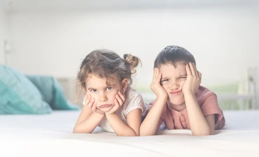 "Μαμά, βαριέμαι!": Όταν τα παιδιά θέλουν να παίξουν αλλά εσύ έχεις δουλειές