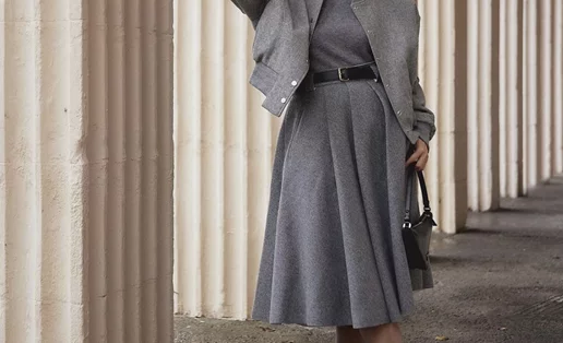 Μπήκε ο Φεβρουάριος: Τα πιο κομψά looks για γυναίκες άνω των 50