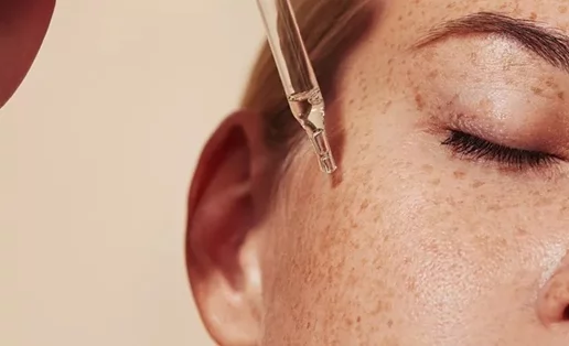 Οι οροί βιταμίνης C με λιγότερα από 10 ευρώ που θα λατρέψεις