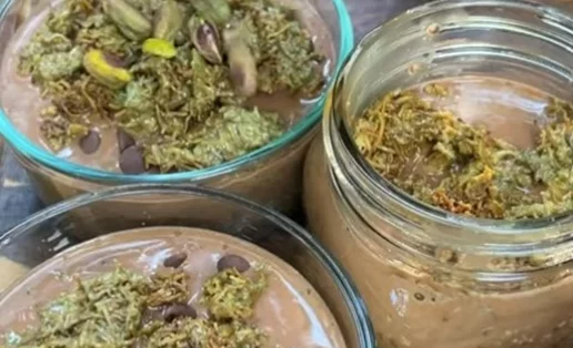 Oatmeal με γεύση "σοκολάτα Ντουμπάι" - η απόλυτη παραλλαγή του viral γλυκού!