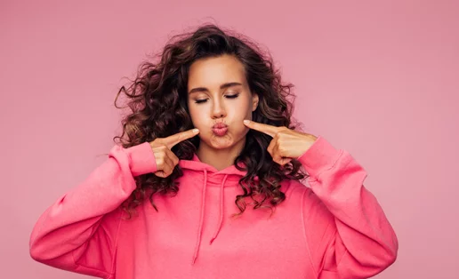 Λίπος στο πρόσωπο: 8 συμβουλές για να απαλλαγείς άμεσα