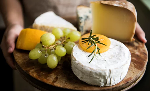 Ποιο είδος τυριού θεωρείται το καλύτερο για γερά οστά;