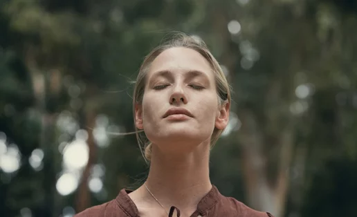 Έχεις άγχος; Κάνε αυτές τις 10 απλές ασκήσεις αναπνοής και θα εξαφανιστεί