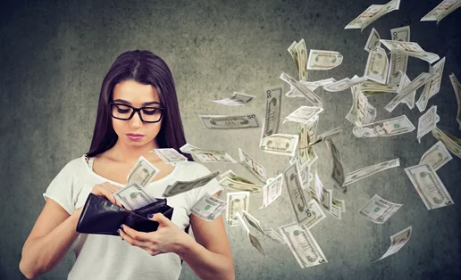 3 λόγοι που σπαταλάς τα χρήματά σου