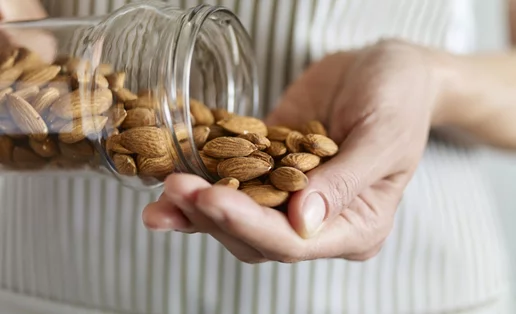 Πώς τα αμύγδαλα βοηθούν στην απώλεια βάρους;