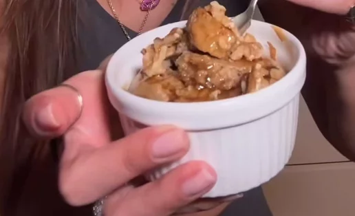 Φτιάξε κέικ βρώμης με γεύση μελομακάρονο - Εύκολα και γρήγορα!