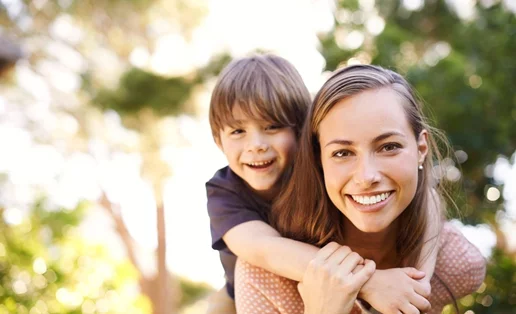 Έρευνα: Τα παιδιά κληρονομούν την εξυπνάδα από τη μητέρα τους