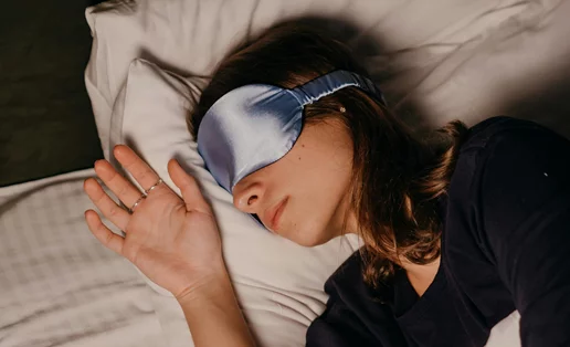 Πώς κοιμάσαι; Οι στάσεις ύπνου που προκαλούν άγχος χωρίς να το καταλαβαίνεις