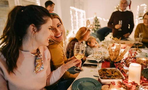 Πώς να μην πάρεις κιλά κατά την εορταστική περίοδο; 6 συμβουλές για να το πετύχεις