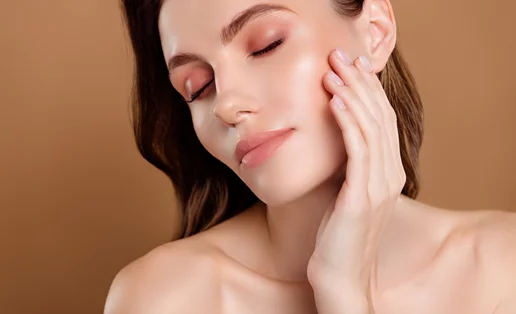 4 highlighter sticks για ανεπιτήδευτο glass skin στο λεπτό