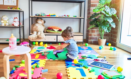 Όταν το παιδί έχει πολλά παιχνίδια αλλά δεν παίζει με κανένα