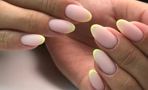 20 ανοιξιάτικα nail looks που πρέπει να δεις πριν πας για μανικιούρ