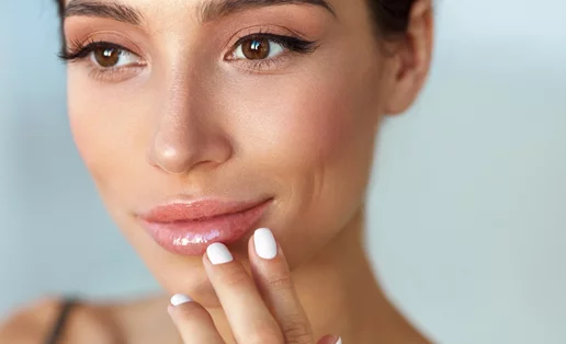 Frosty Lips: Έτσι θα υιοθετήσεις την απόλυτη τάση στο μακιγιάζ των χειλιών