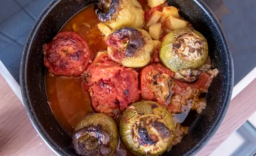 Γεμιστά από την Αργυρώ: Η καλύτερη ελληνική συνταγή για γεμιστά με ρύζι