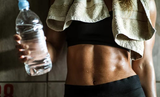 Η προπόνηση για ενεργοποίηση των μυών (έτσι θα χτίσεις δυνατό κορμό και γλουτούς!)