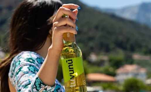 Ανακάλυψα το ρόφημα του καλοκαιριού: Χωρίς ζάχαρη, χωρίς ενοχές, μόνο υπέροχη γεύση