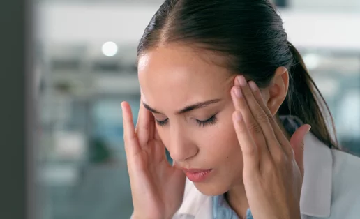 Πέρα από τις εξάψεις: Αυτά είναι τα "κρυφά" συμπτώματα της προεμμηνόπαυσης - ακόμα και στα 30