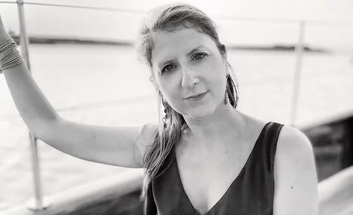 Breast cancer survivors: "Ήμουν μόλις 29 ετών όταν ψηλάφισα εντελώς τυχαία κάτι στο στήθος μου"