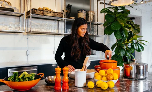 Oι τροφές που οι διατροφολόγοι σού προτείνουν αν θέλεις να χάσεις βάρος