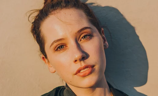 2 συχνά λάθη που κάνουμε στη πρωινή ρουτίνα ομορφιάς και δημιουργούν ρυτίδες