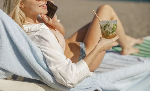 3 ροφήματα που προστατεύουν την επιδερμίδα το καλοκαίρι