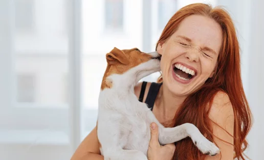 Παγκόσμια ημέρα ζώων: Μένεις μόνη; Πάρε σκύλο!