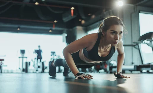 Οι 4 viral ασκήσεις που ο γυμναστής δε θα έκανε ποτέ - εξηγεί τους λόγους!