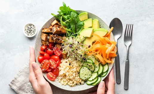 Έχεις ΣΕΕ; Μάθε πώς να τρως τα λαχανικά χωρίς φουσκώματα και πόνο